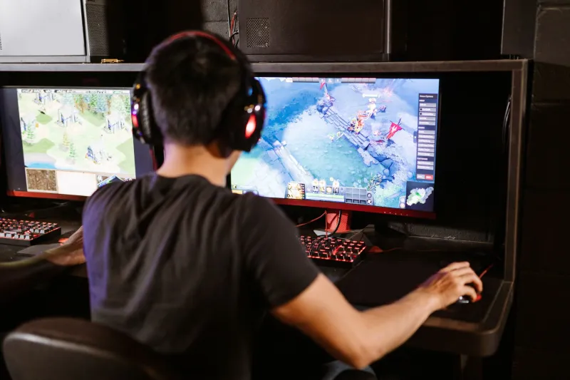 From Casual to Clutch: Why American Gamers Are Paying Korean and Chinese Coaches to Rewire Their Brains in 90 Days