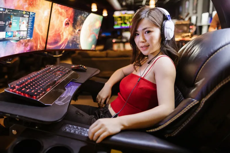 Fast Fingers, Faster Streams: How Asian Speedrun Culture Took Over Twitch and Left Western Streamers Scrambling to Keep Up